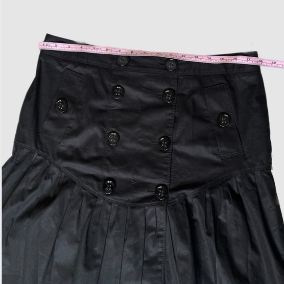 Burberry skirt - Picture 2 of 6
